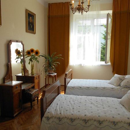 Apartament Krakowski Styl Bagian luar foto